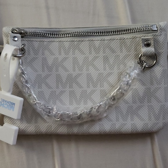 Michael Kors belt bag - Picture 2 of 5